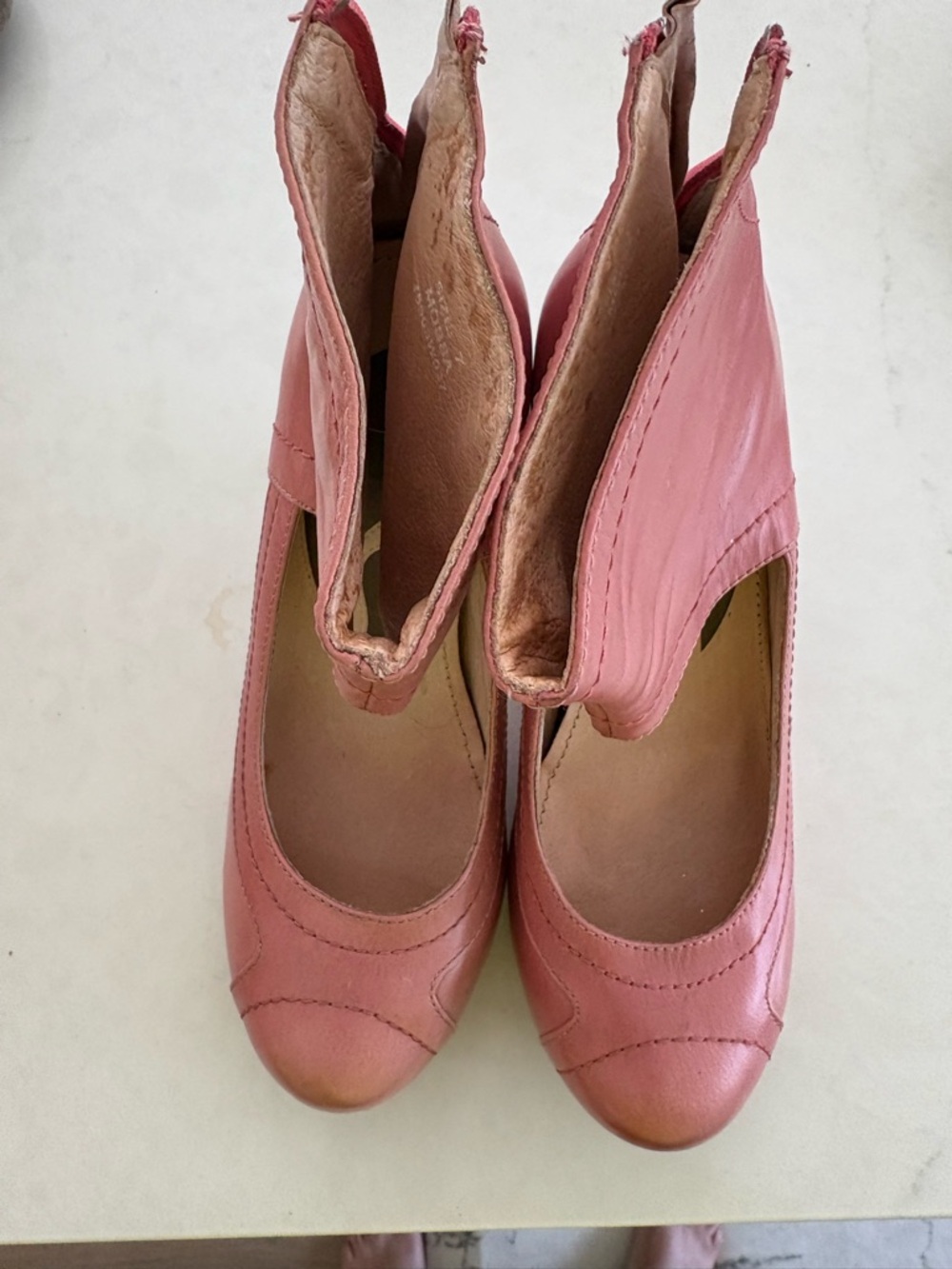 Jump Dusty Rose Leather Ankle Booties